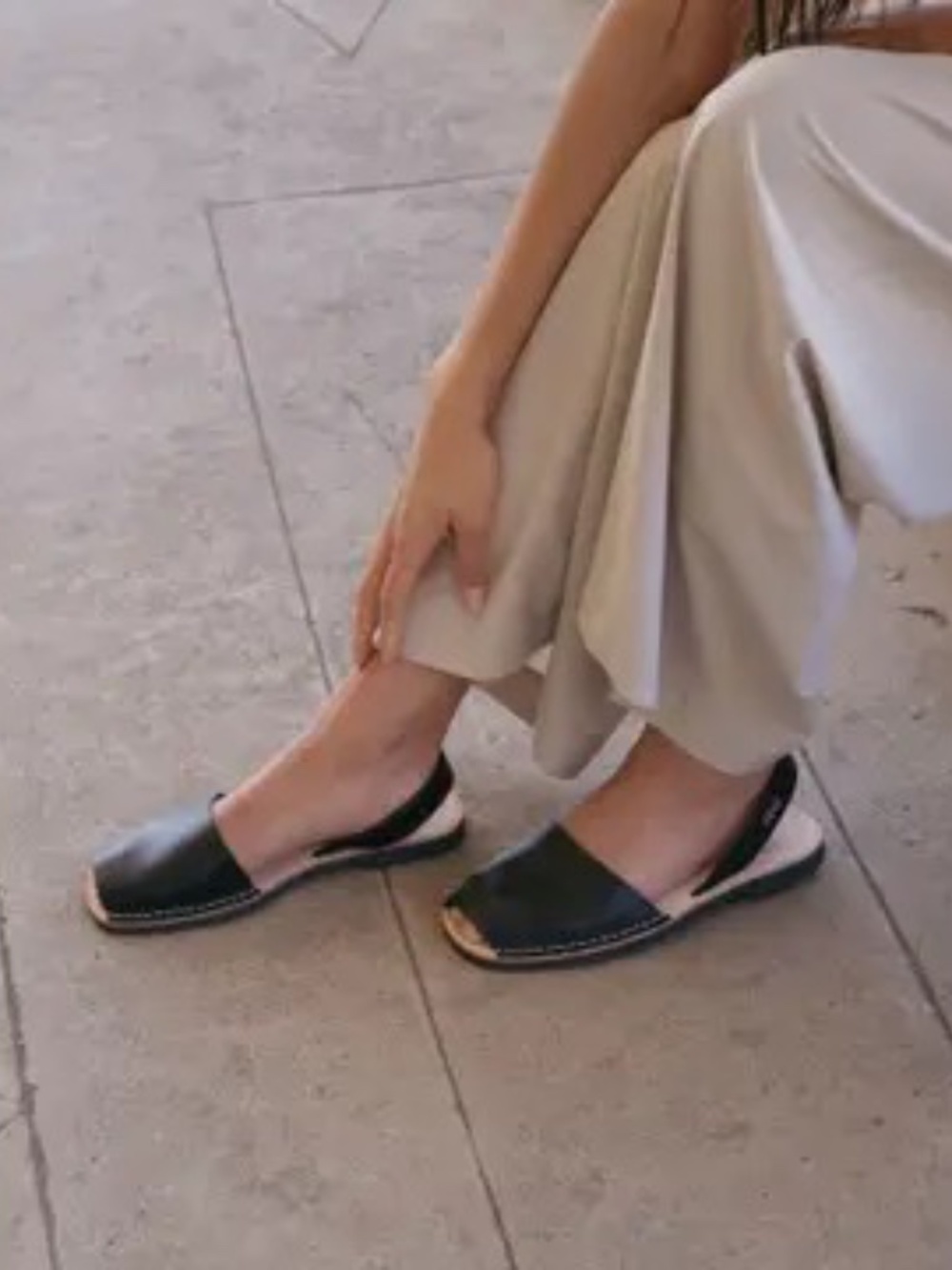 Pons Shoes - Classic Women - Black - Picture 3 of 3